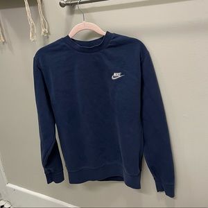 Women’s Nike crew neck